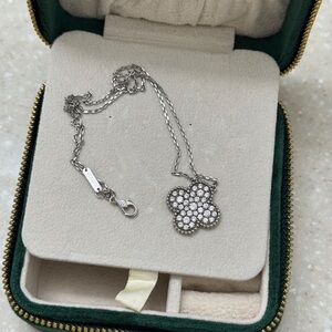 Elegant Silver Flower Pendant Necklace